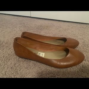 Brown flats